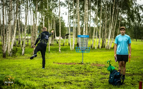 Disc Golf Cup otrā diena Riga Disc Golf Park