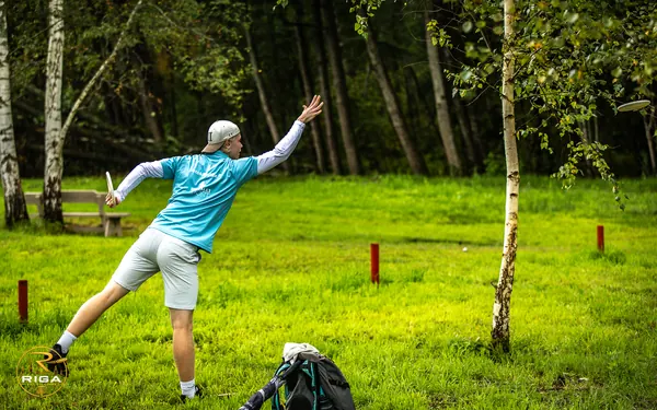 Disc Golf Cup otrā diena Riga Disc Golf Park