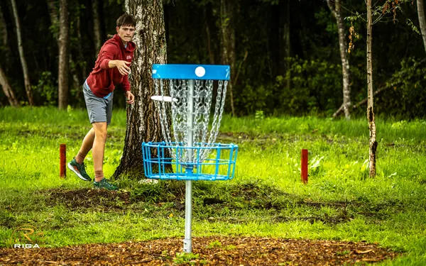 Disc Golf Cup otrā diena Riga Disc Golf Park