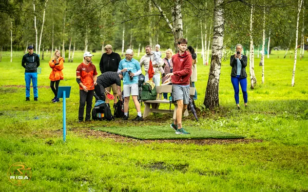 Disc Golf Cup otrā diena Riga Disc Golf Park