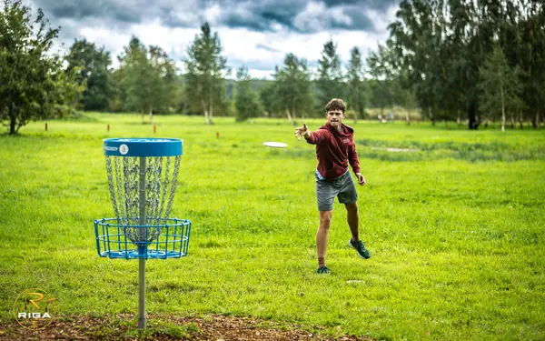 Disc Golf Cup otrā diena Riga Disc Golf Park