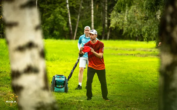 Disc Golf Cup otrā diena Riga Disc Golf Park