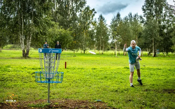 Disc Golf Cup otrā diena Riga Disc Golf Park