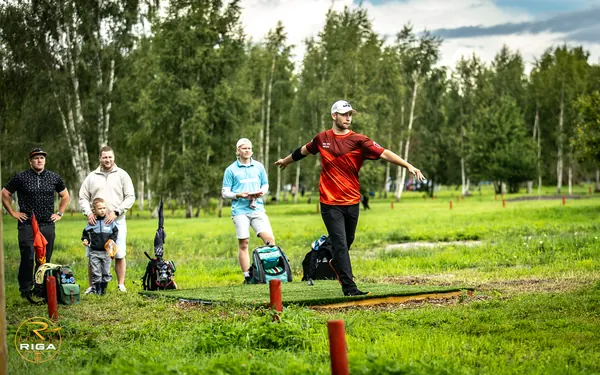 Disc Golf Cup otrā diena Riga Disc Golf Park