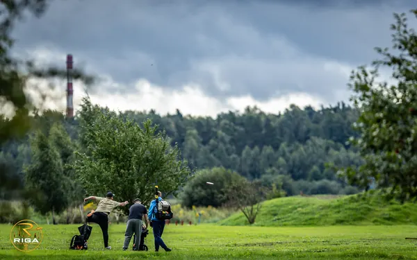 Disc Golf Cup turnīrs Riga Disc Golf Park