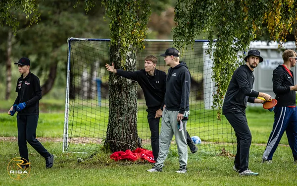Disc Golf Cup turnīrs Riga Disc Golf Park