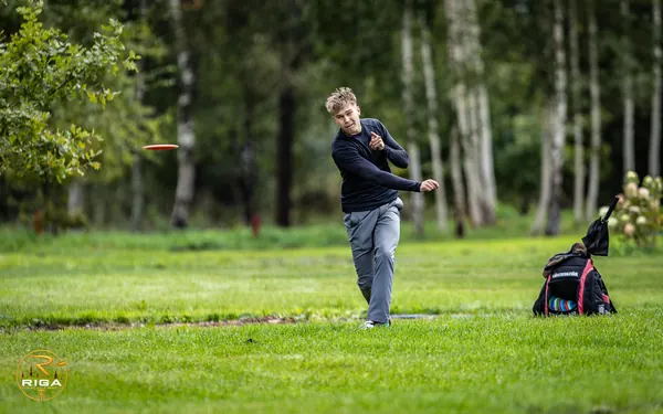 Disc Golf Cup turnīrs Riga Disc Golf Park