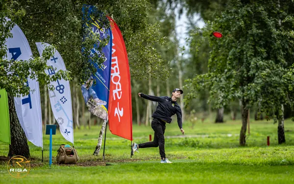 Disc Golf Cup turnīrs Riga Disc Golf Park